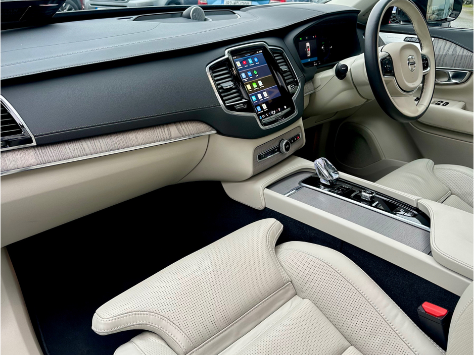 2024 Volvo XC90 ++BLONDE LEATHER++ T8 ULTIMATE RECHARGE AWD €73,950