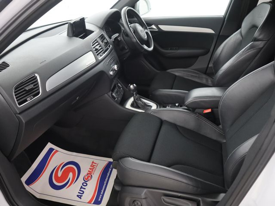 2017 Audi Q3  €19,995