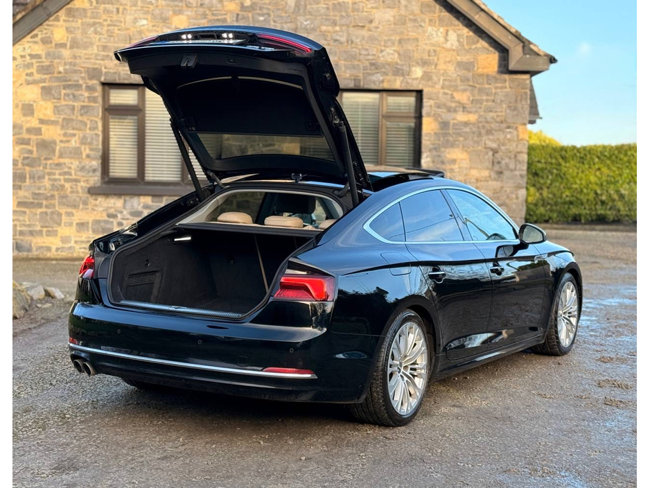 2019 Audi A5 Audi A5 2019 40TDI 190HP S tronic Automatic €19,550