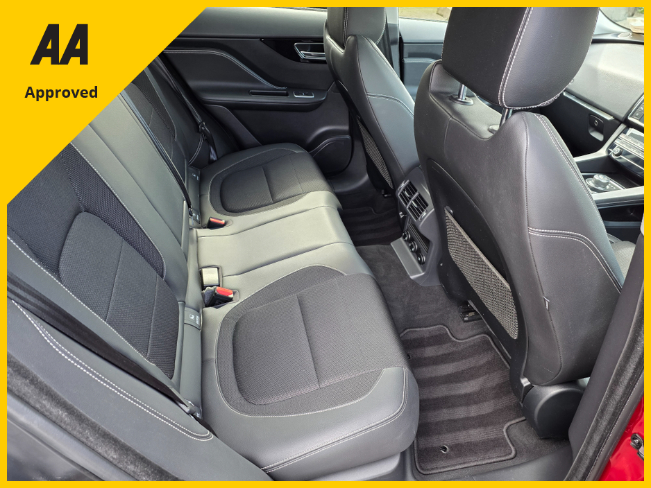 2018 Jaguar F-Pace - image 14