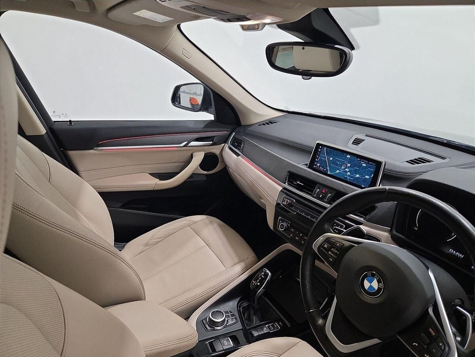 2022 BMW X1 - image 12