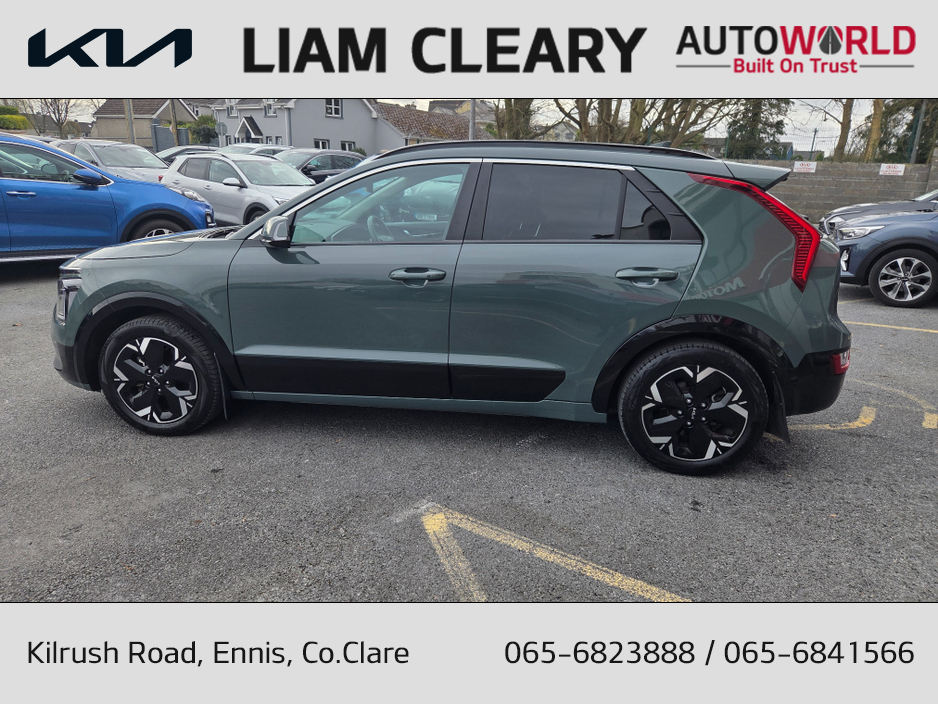 2023 Kia Niro - image 5