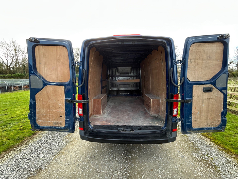 2019 Volkswagen Crafter - image 9