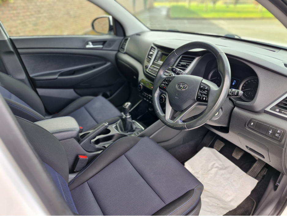 2016 Hyundai Tucson - image 20