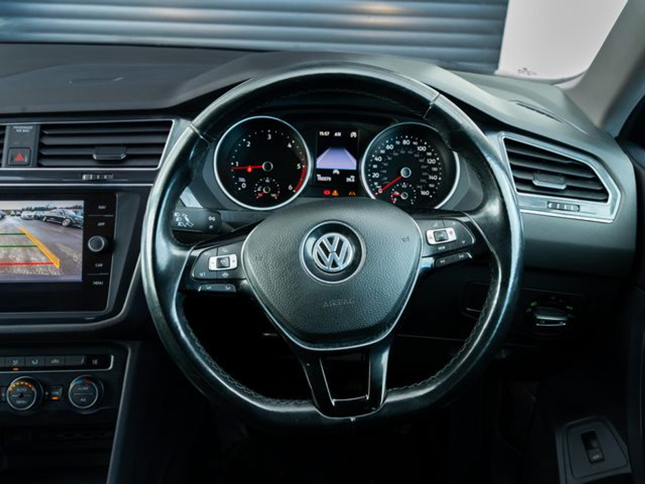 2020 Volkswagen Tiguan Allspace - image 9
