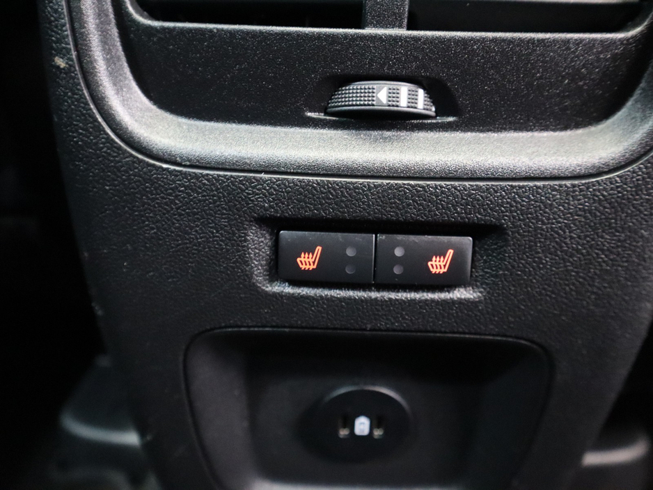 2023 Ford Kuga - image 24