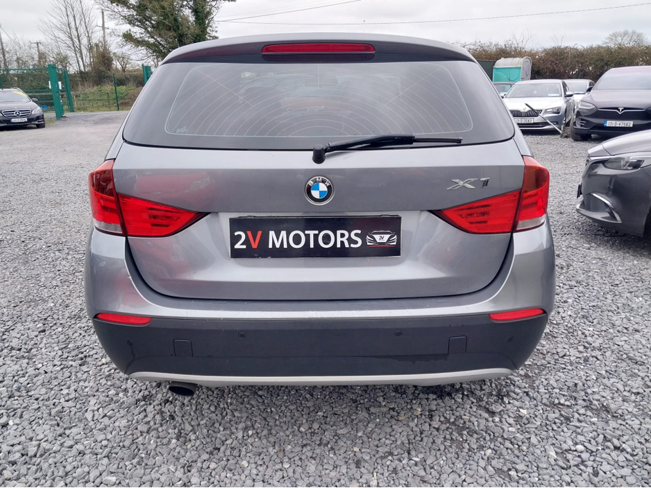 2011 BMW X1 - image 5