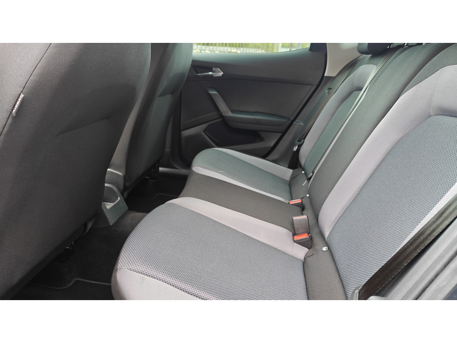 2021 SEAT Arona - image 7