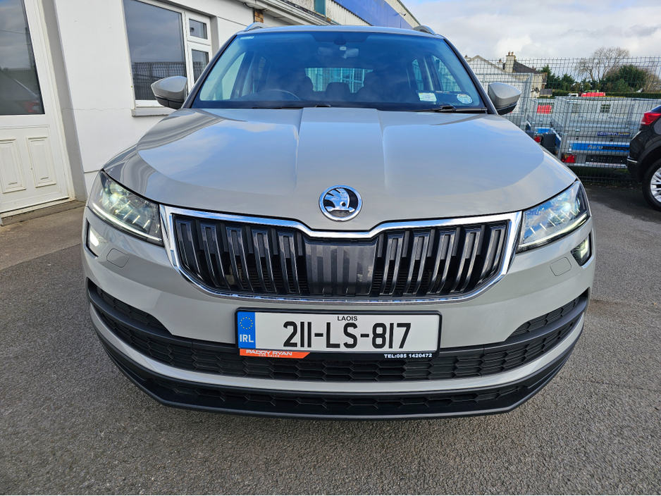 2021 Skoda Karoq - image 4
