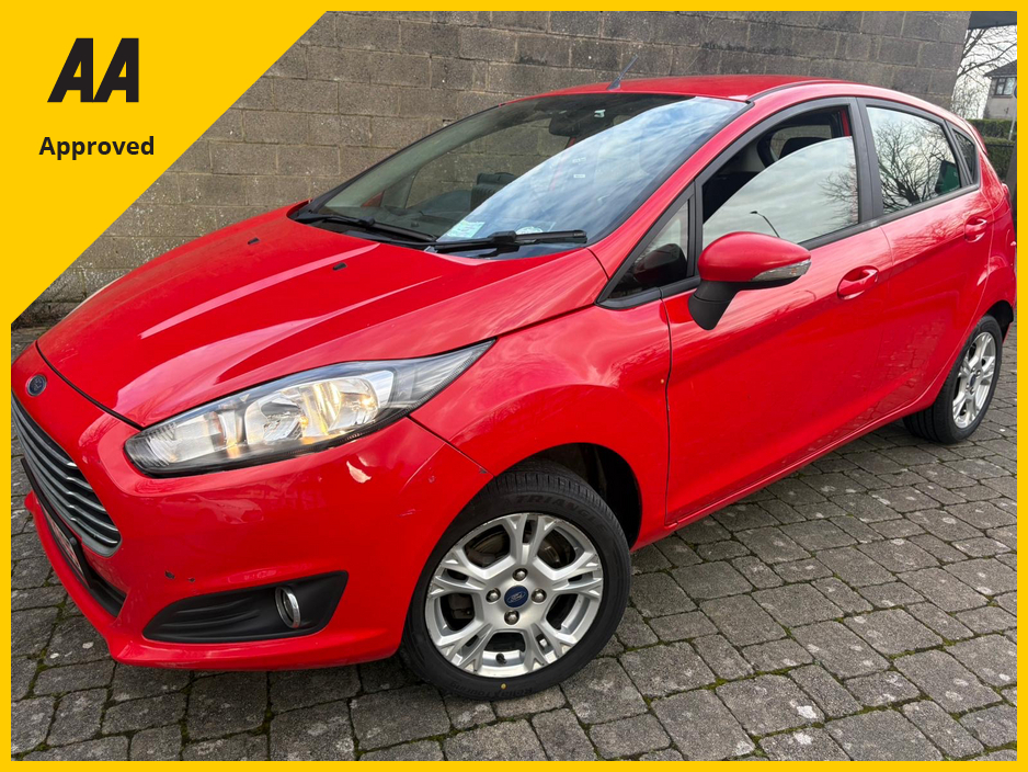 2017 Ford Fiesta - image 6