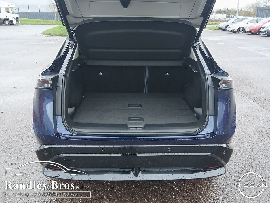 2023 Nissan Ariya - image 15