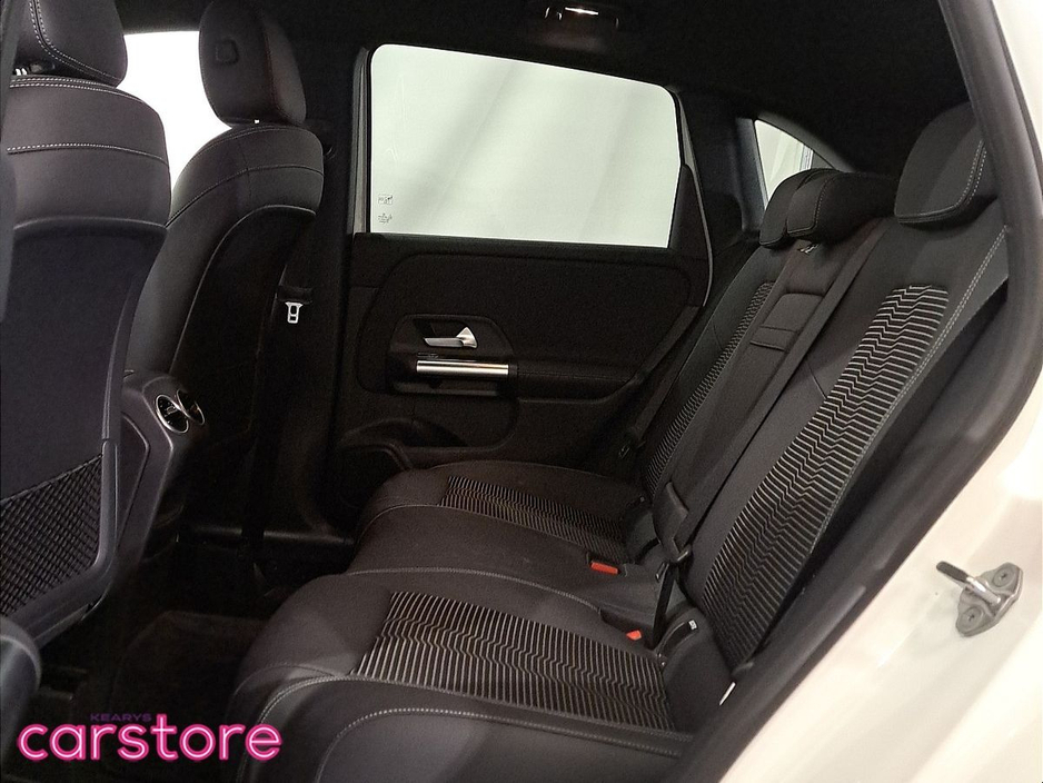 2020 Mercedes-Benz B Class - image 10