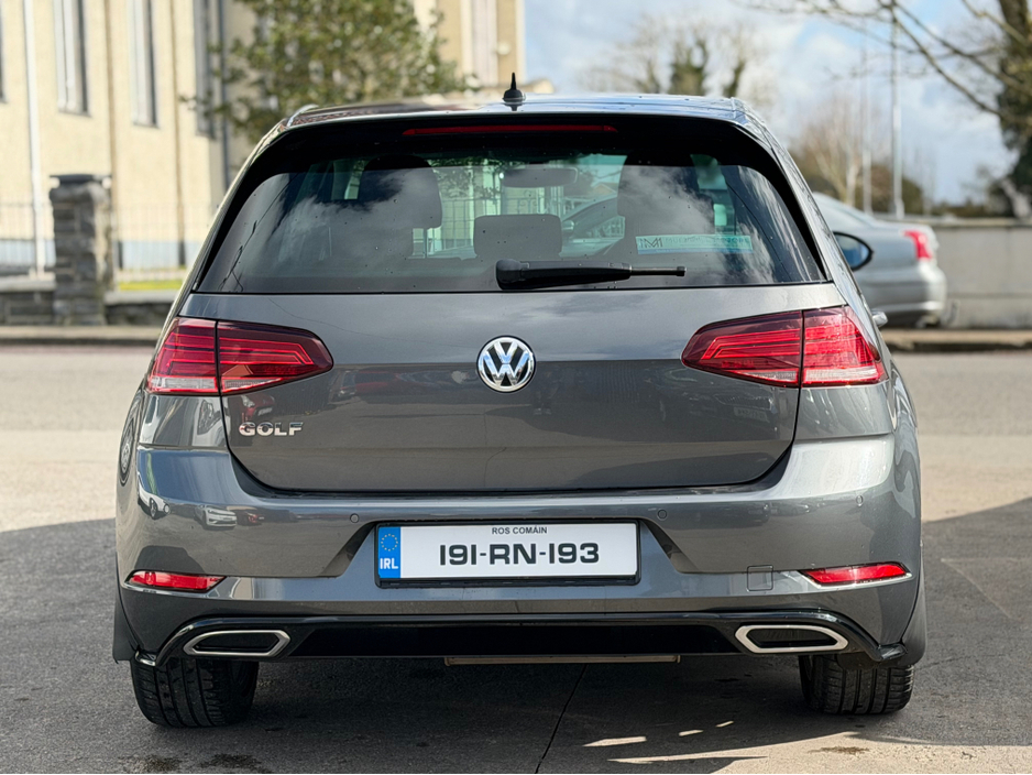 2019 Volkswagen Golf - image 8