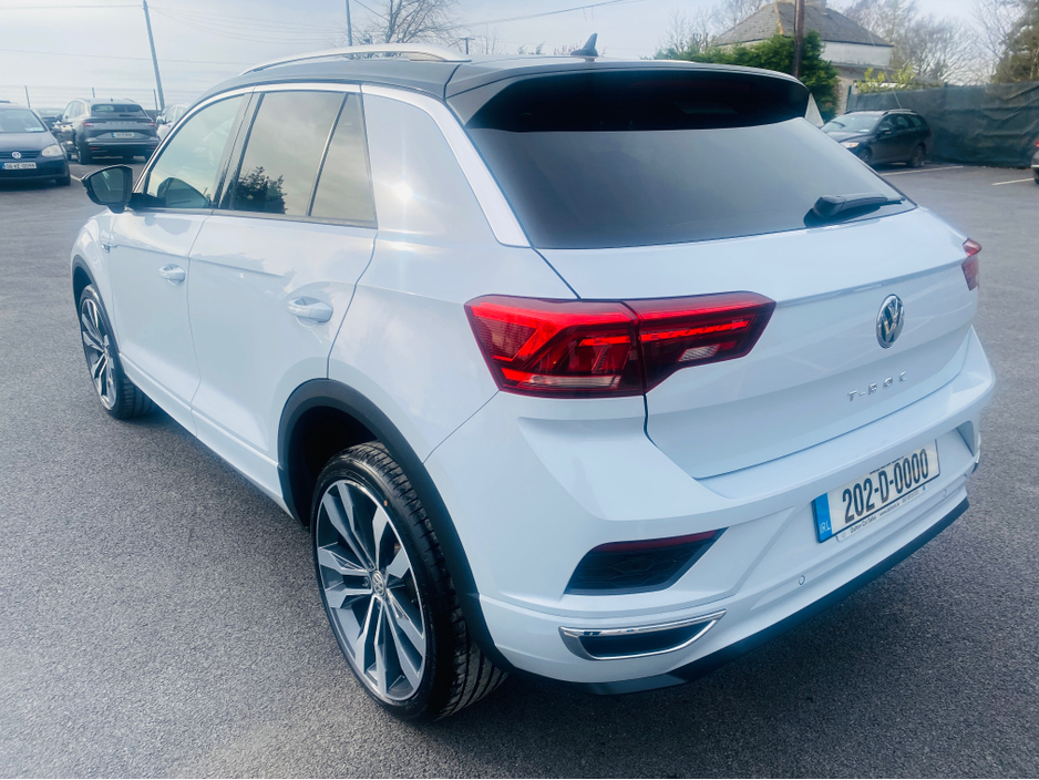 2020 Volkswagen T-Roc - image 8