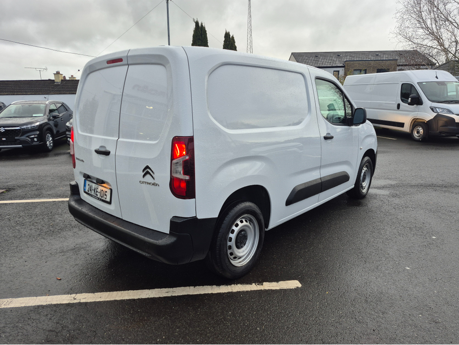 2024 Citroen Berlingo LX BLUEHDI 100 MWB (PRICE EX VAT) €17,250