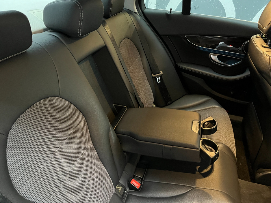 2016 Mercedes-Benz C Class €19950! 2016 MERCEDES-BENZ C220D AVANTGARDE 2.2 AUTOMATIC / CRUISE CONTROL / REVERSE CAMERA / ELECTRIC MEMORY & HEATED SEATS / €19,950