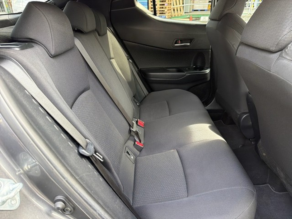 2019 Toyota C-HR - image 13