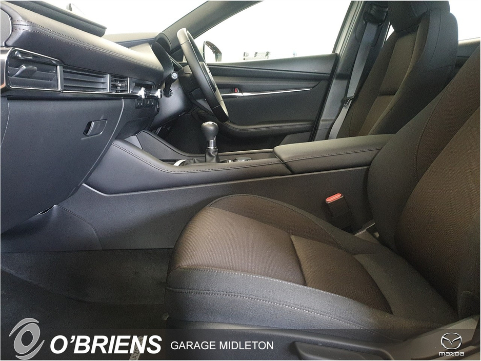 2025 Mazda Mazda3 - image 5