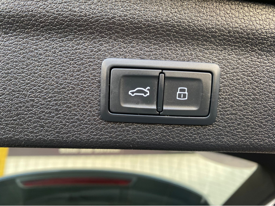 2020 Audi Q3 35 TDI 150 S-TRONIC SE 4DR AUTO €29,950