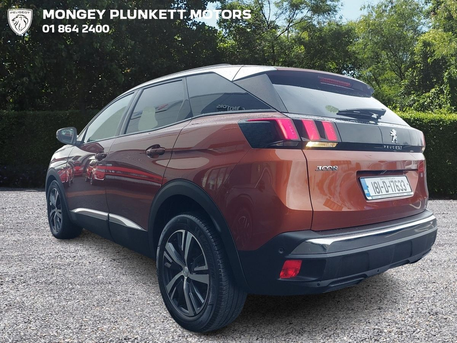 2018 Peugeot 3008 - image 5