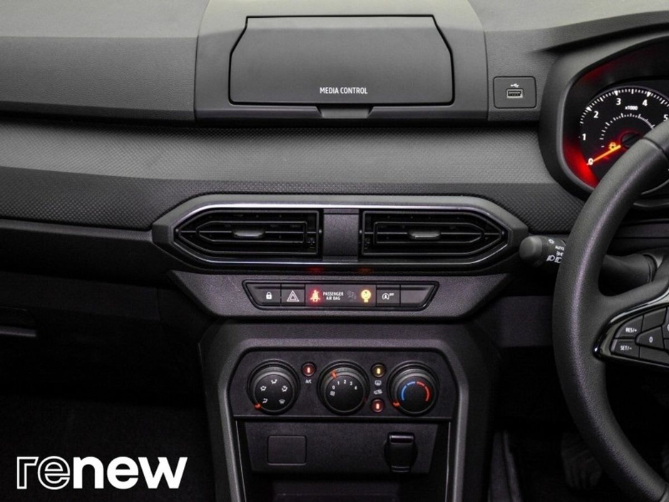 2023 Dacia Sandero TCe 90 Essential €15,490
