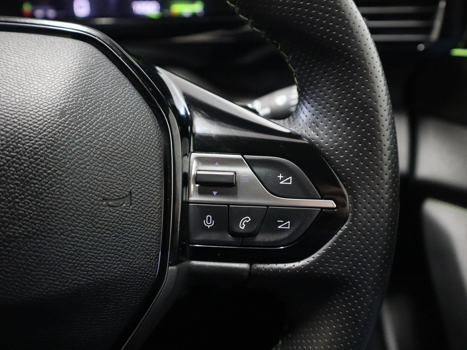 2023 Peugeot 408 - image 11