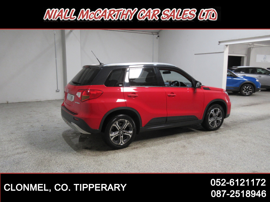 2017 Suzuki Vitara - image 5