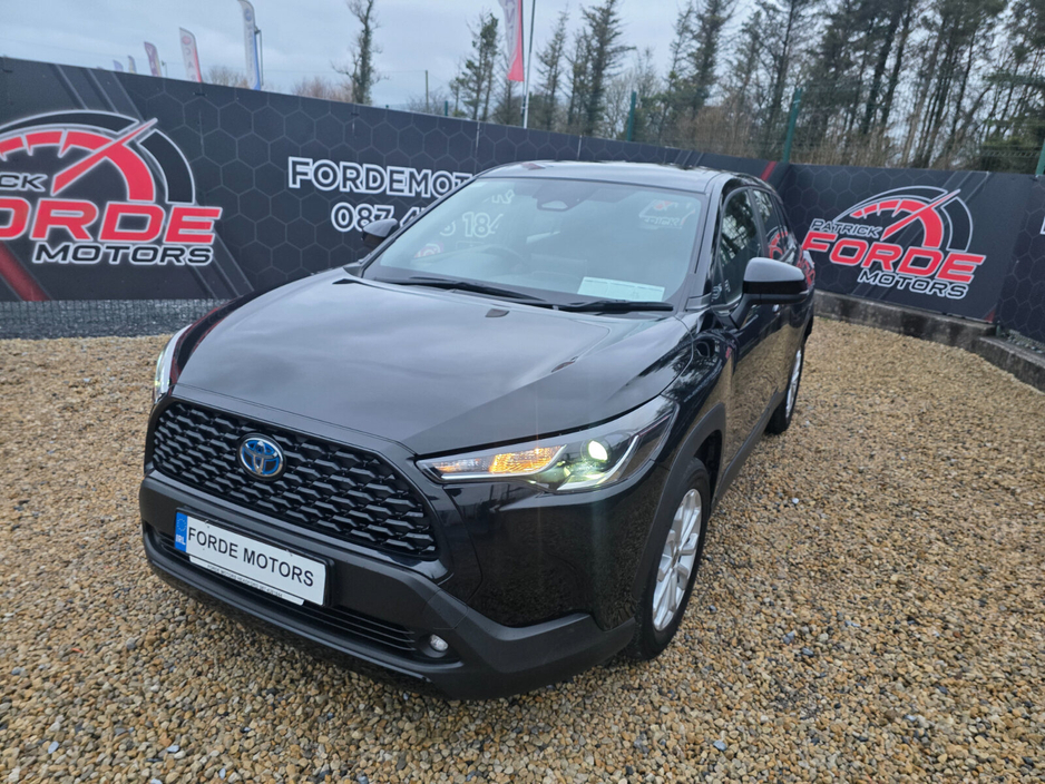 2023 Toyota Corolla Cross 1.8 Hybrid Luna €29,950