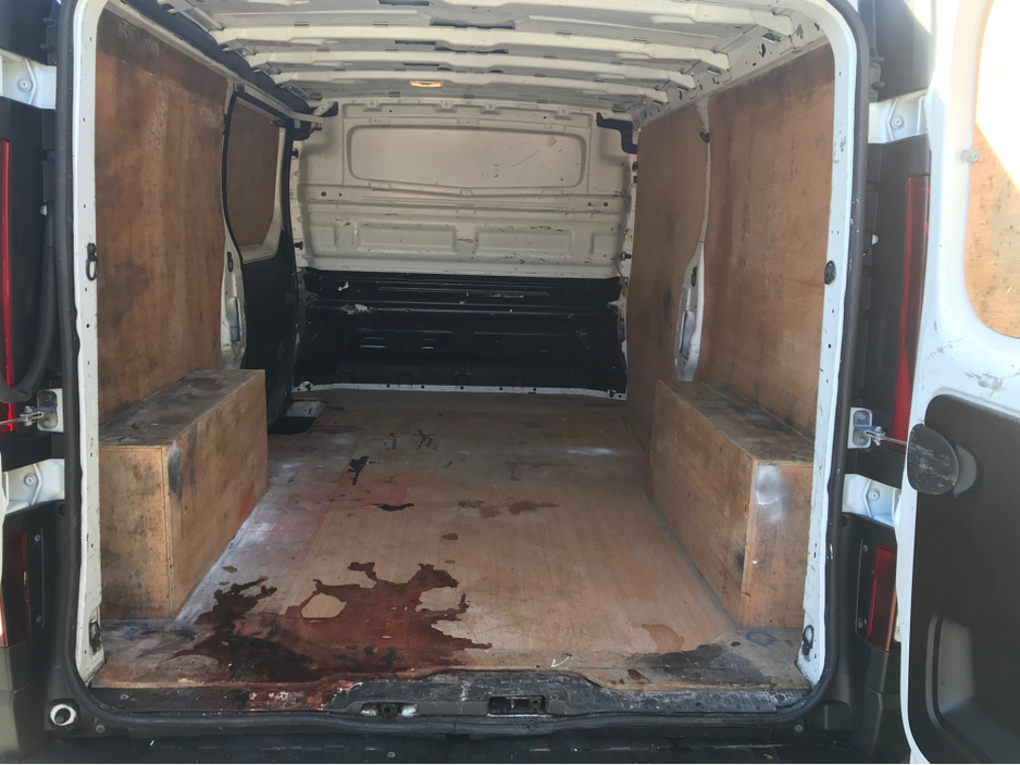 2019 Renault Trafic - image 9