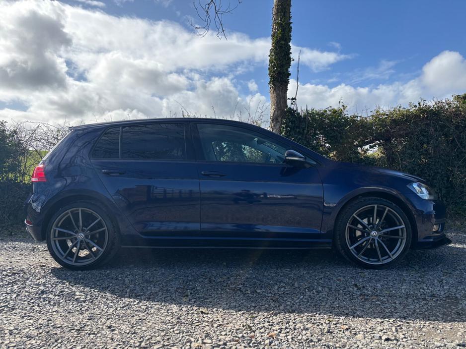 2019 Volkswagen Golf - image 7