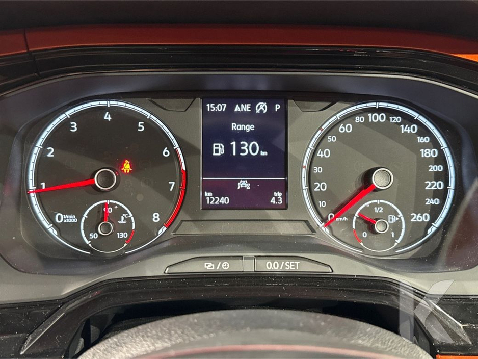 2022 Volkswagen Polo - image 18