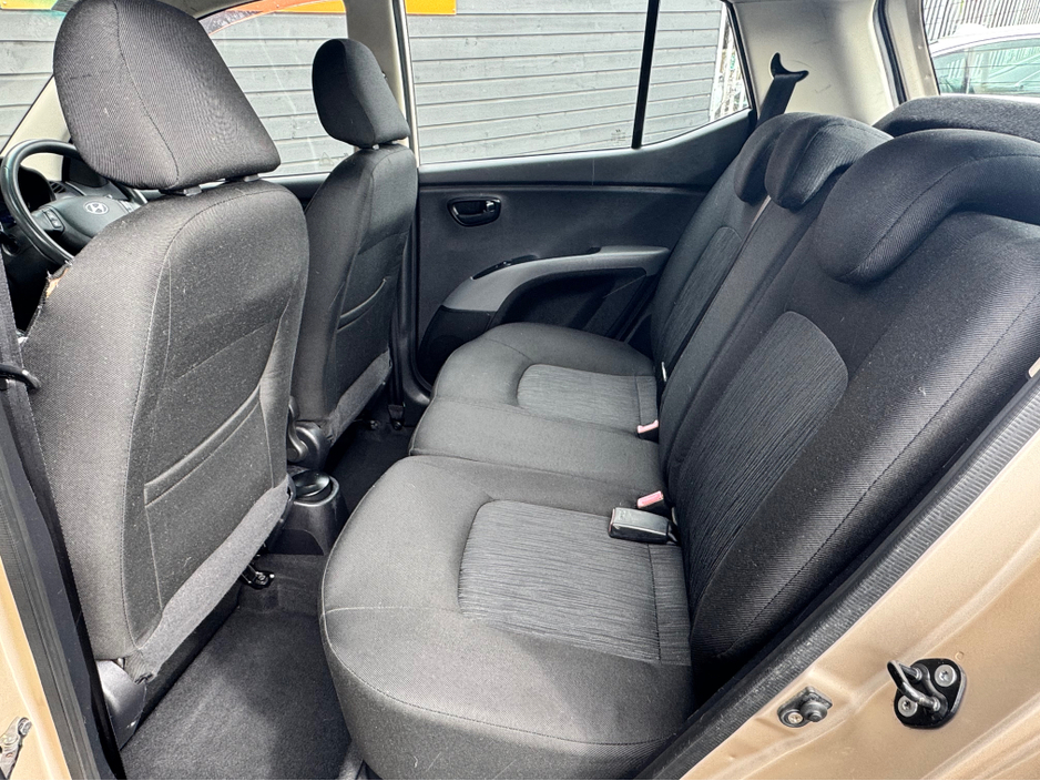 2011 Hyundai i10 - image 9