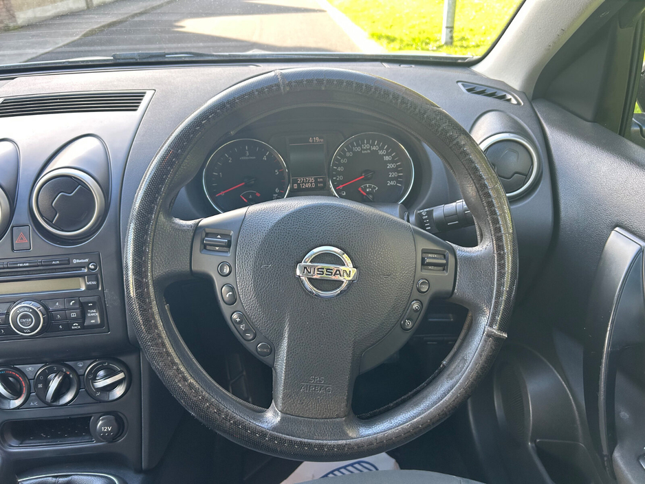 2010 Nissan Qashqai - image 17