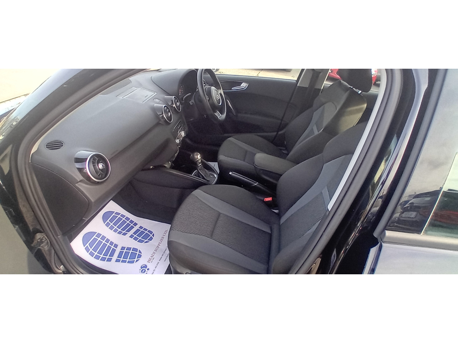 2016 Audi A1 - image 15