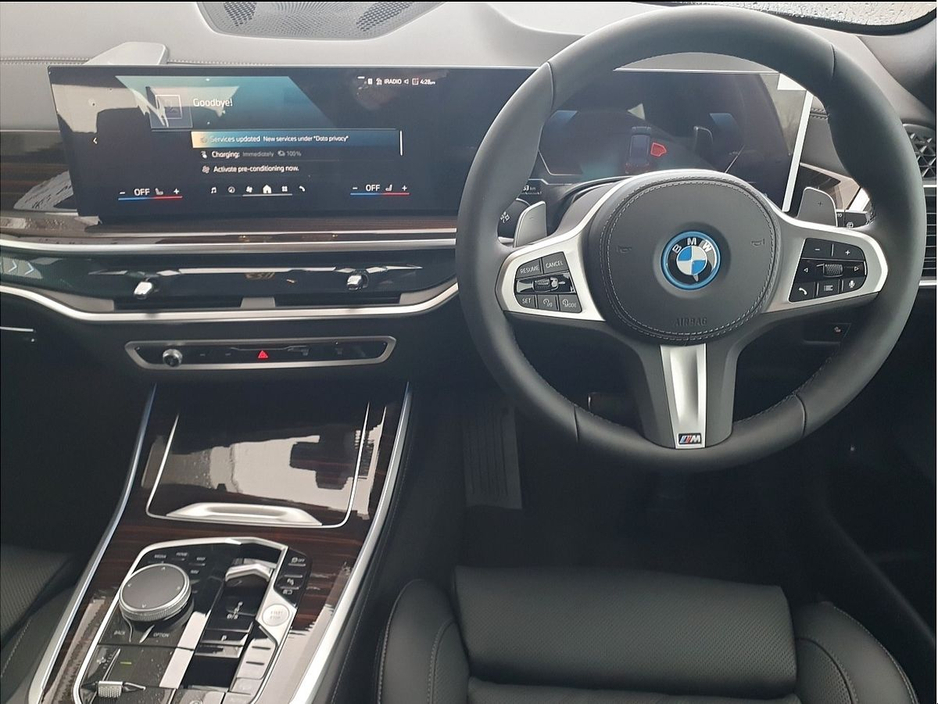 2026 BMW X5 - image 5