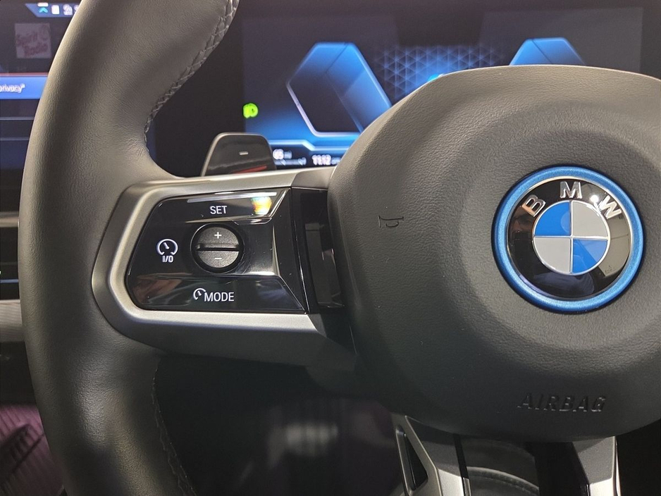 2024 BMW 5 Series - image 17