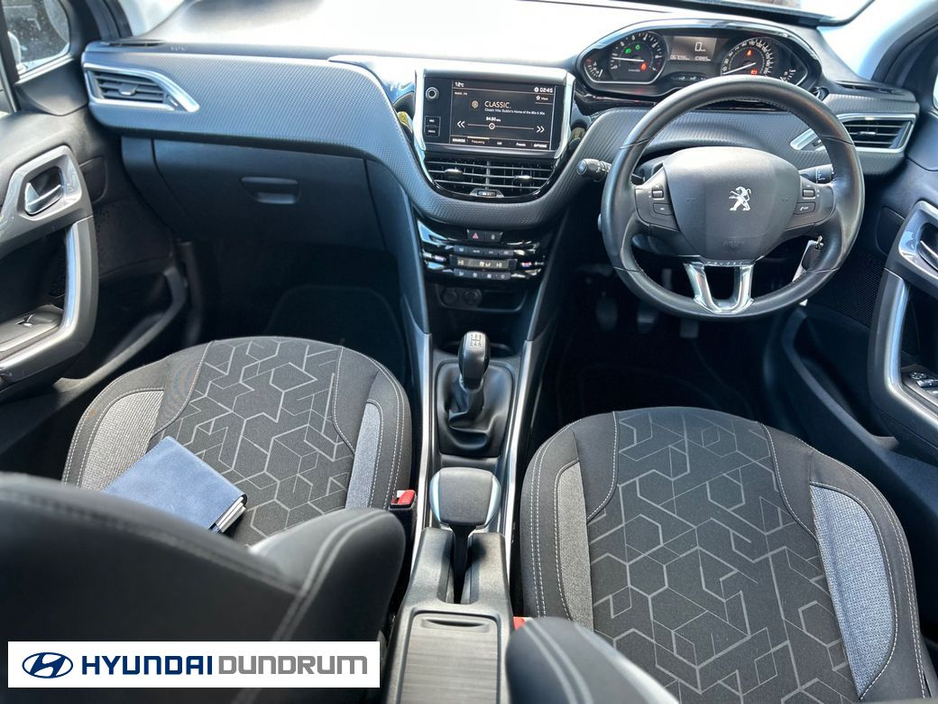 2017 Peugeot 2008 - image 10