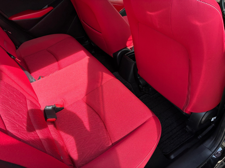 2015 Mazda Demio - image 6