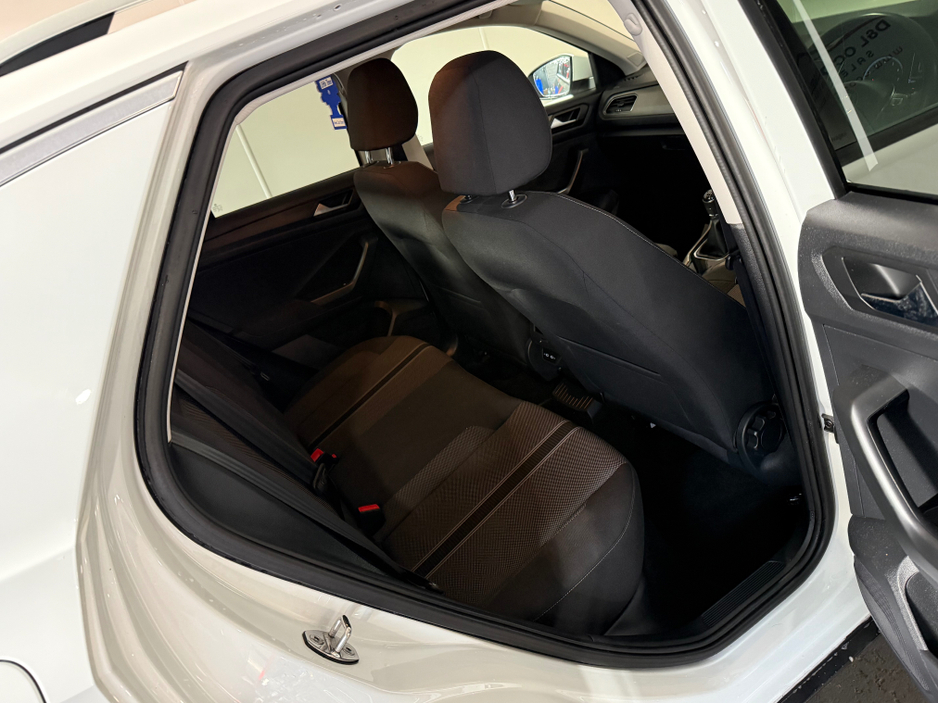 2021 Volkswagen T-Roc DESIGN 1.0 TSI 110HP 5DR