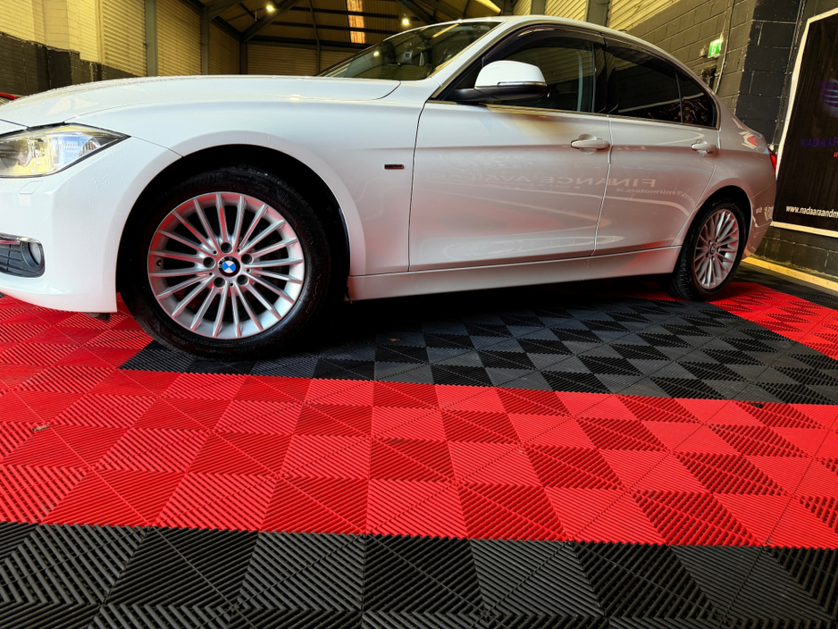 2015 BMW 3 Series 4d 320D LUXURY (AUTO) €16,249