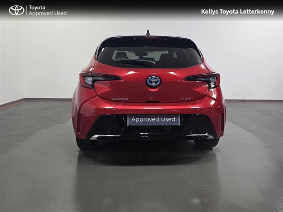 2025 Toyota Corolla - image 5