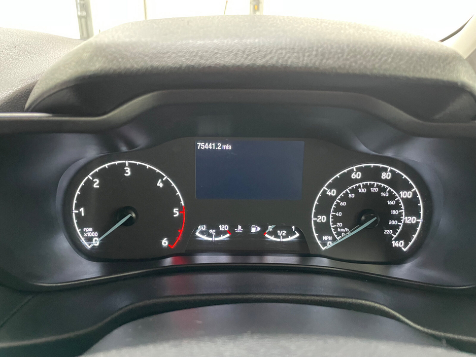 2023 Ford Transit Connect - image 20
