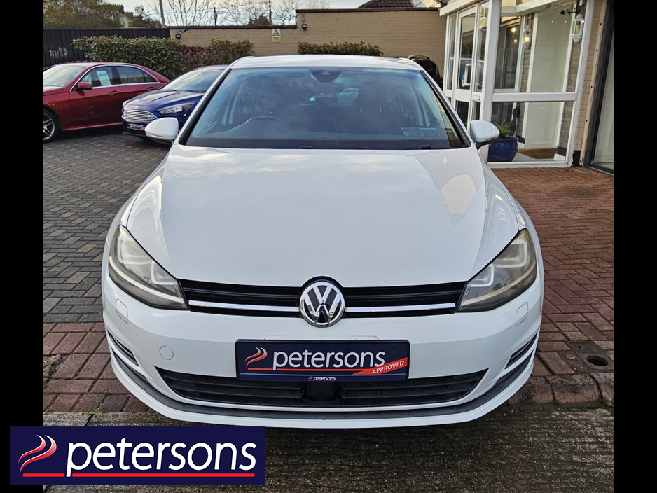 2017 Volkswagen Golf VOLKSWAGEN GOLF 1.2 PETROL AUTOMATIC - LOW MILEAGE €17,950