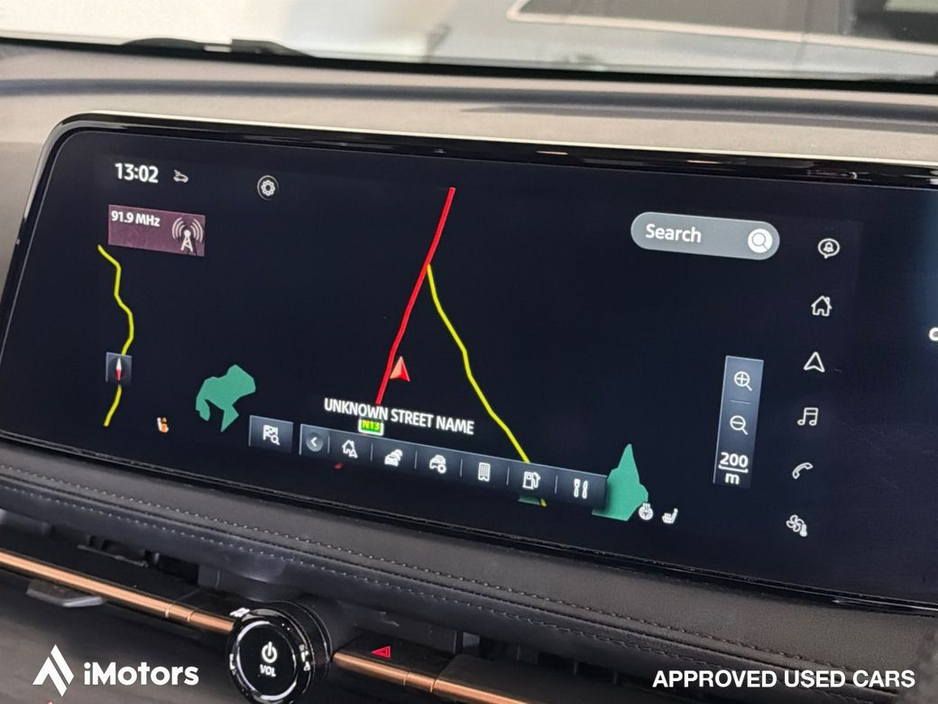 2024 Nissan Ariya - image 24