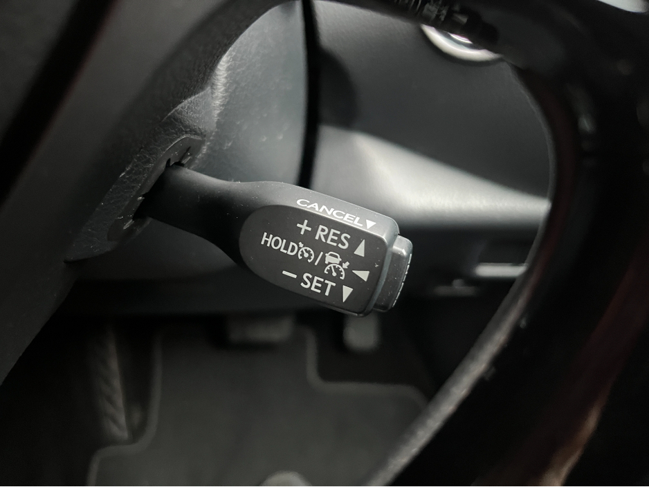 2020 Toyota C-HR - image 22