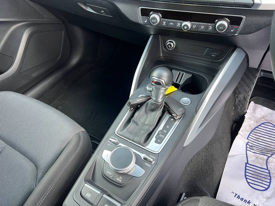 2019 Audi Q2 SPORT S-LINE PACK 1.0 // NEW 19" ALLOYS // APPLE CARPLAY/ANDROID AUTO // HEATED SEATS €21,900