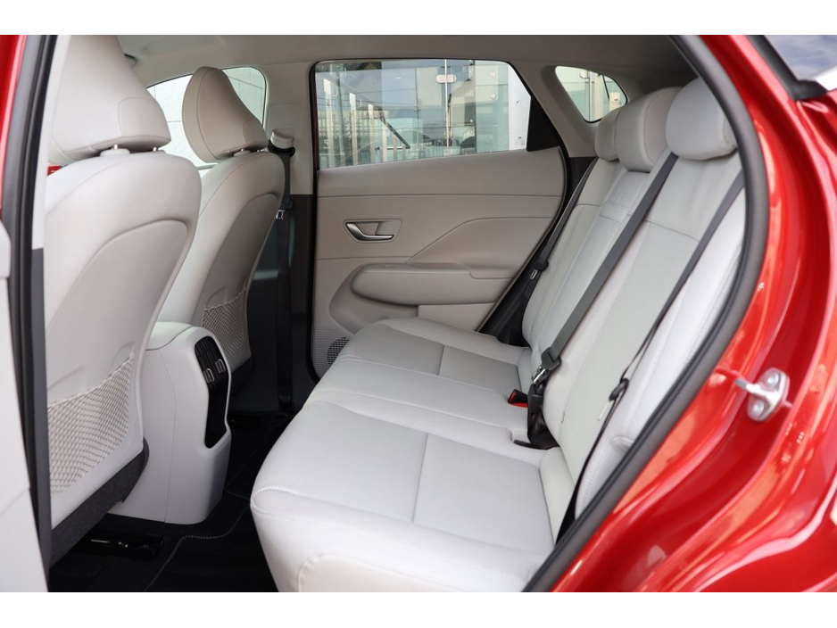 2025 Hyundai Kona - image 15