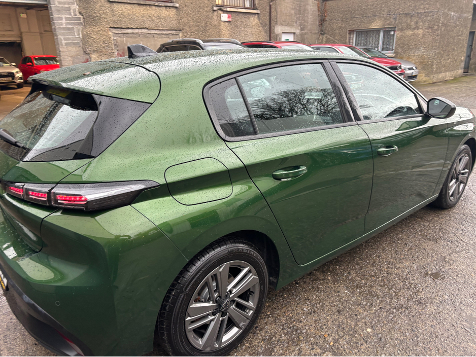 2022 Peugeot 308 ACTIVE PACK 1.5 HDI AUTO 1 130 4 €19,499