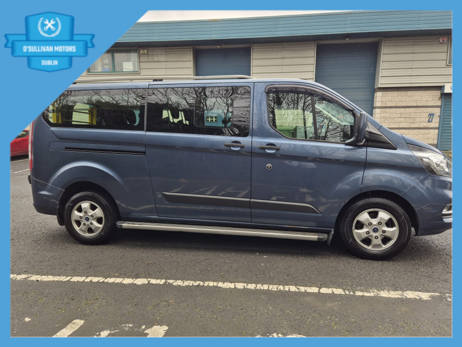 2022 Ford Transit Custom - image 4