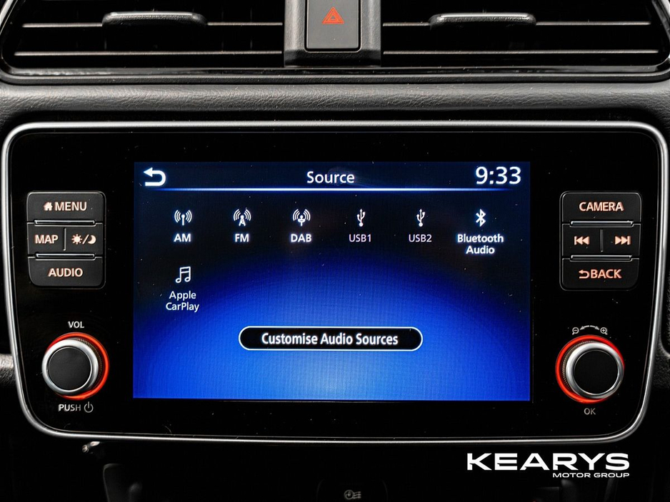 2025 Nissan Leaf - image 31